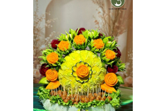 Sunburst Rosette Crest